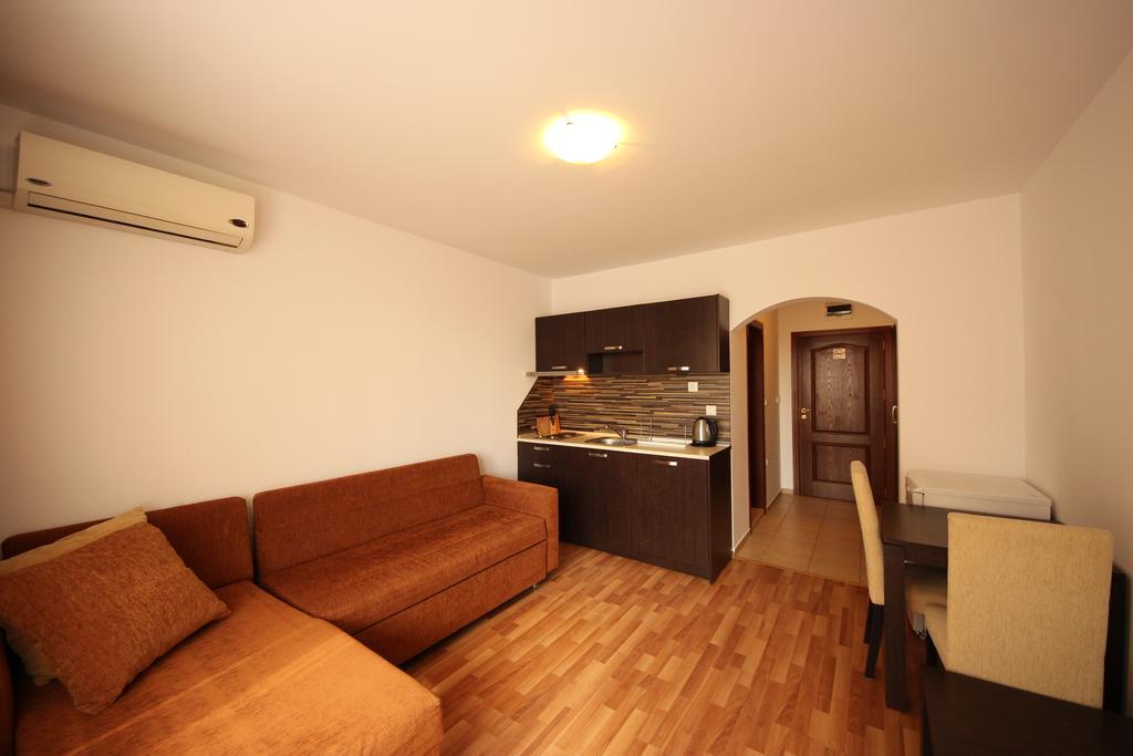 Menada Diamant Apartments ساني بيتش الغرفة الصورة